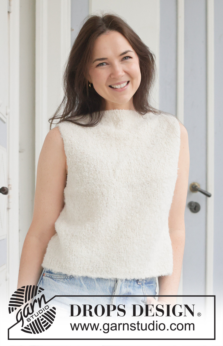 Rising Cloud / DROPS 259-42 - Knitted top in DROPS Alpaca Bouclé. The piece is worked top down with stocking stitch, shoulder increases, boat neck and I-cord. Sizes S - XXXL.