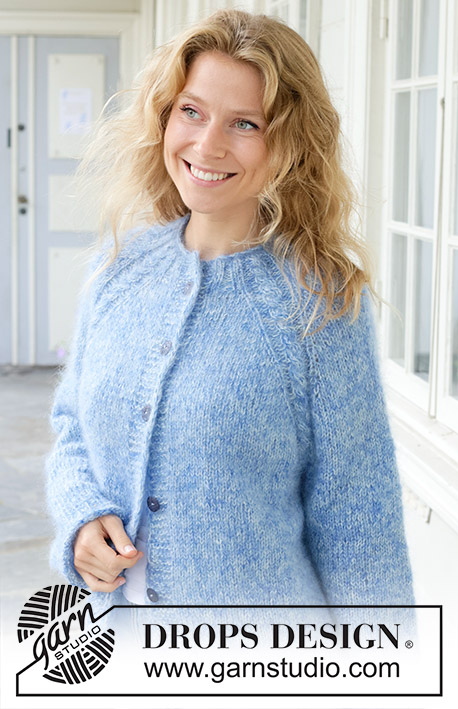Frosted Sky Cardigan / DROPS 259-6 - Cardigan lavorato ai ferri in 4 capi di DROPS Kid-Silk. Lavorato dall’alto in basso con raglan, trecce, bordi arrotolati e I-cord. Taglie S - XXXL.