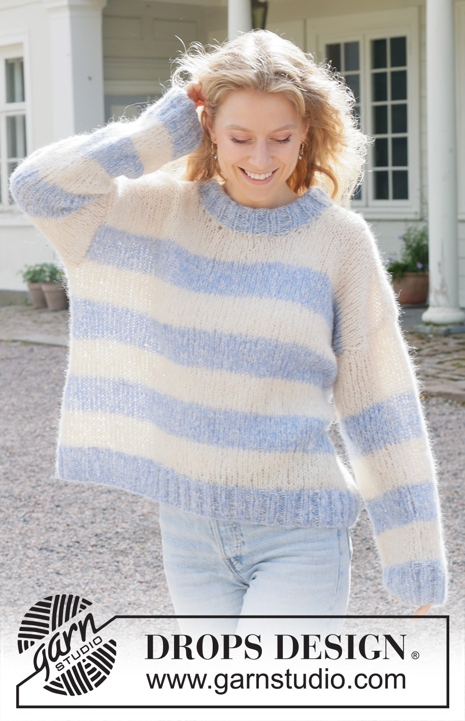 Skyline Serenade / DROPS 259-9 - Gebreide oversized trui in 2 draden DROPS Brushed Alpaca Silk. Het werk wordt van onder naar boven gebreid met strepen, ingenaaide mouwen en dubbele halsrand. Maten XS - XXL.