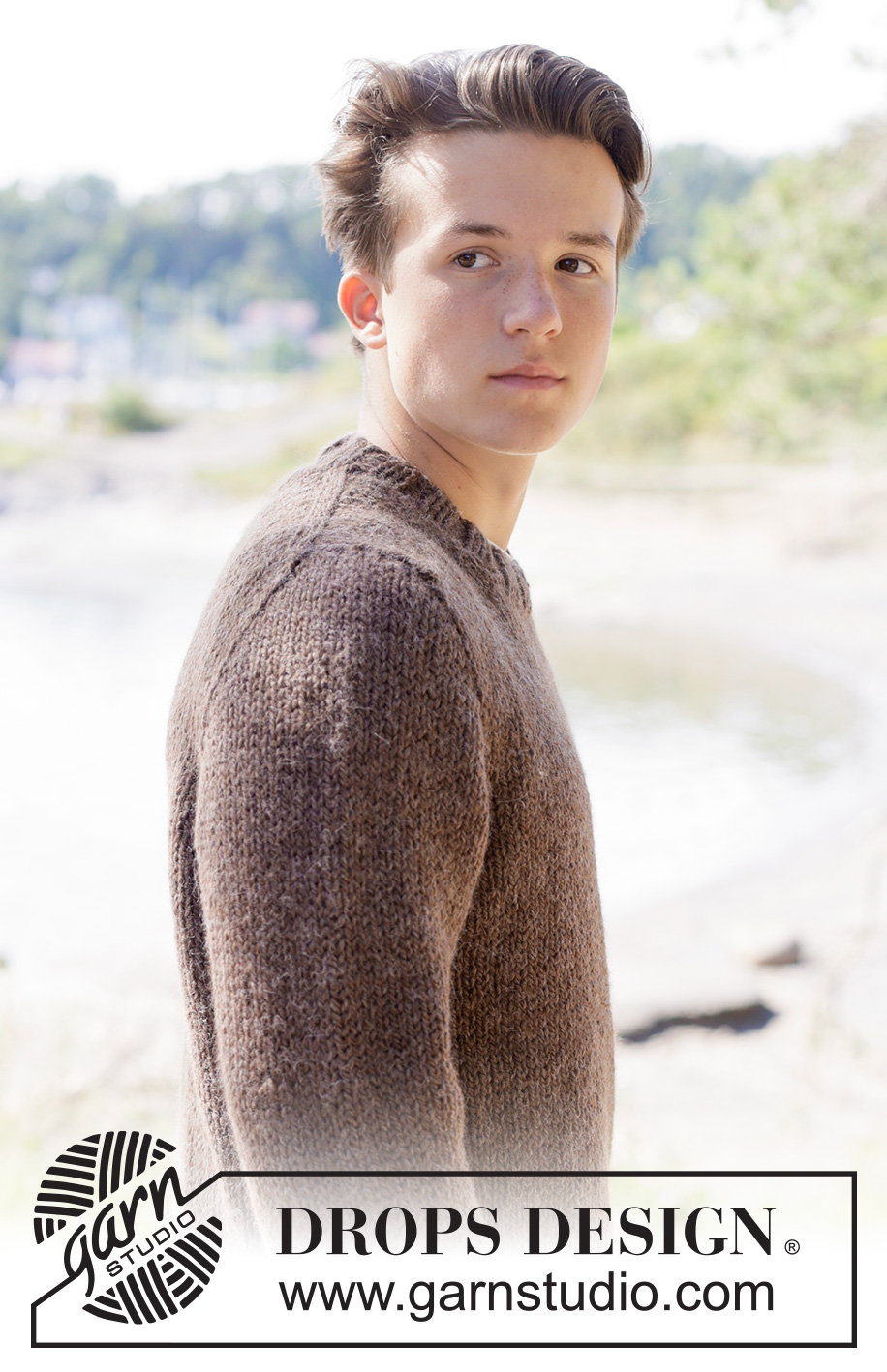 Earthbound Sweater / DROPS 260-11 - Knitted jumper for men in DROPS Andes or DROPS Snow. Piece is knitted top down in stocking stitch with European yoke. Size XS – XXXL.