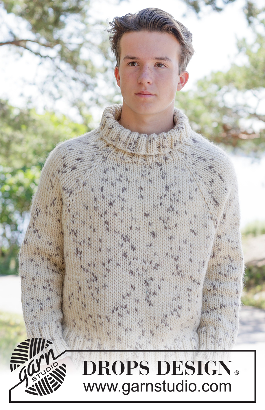 Winter Sprinkles Sweater / DROPS 260-13 - DROPS Snow lõngast parempidises koes ülevalt alla kootud raglaanvarrukatega ja kõrge kraega džemper suurustele S kuni XXXL