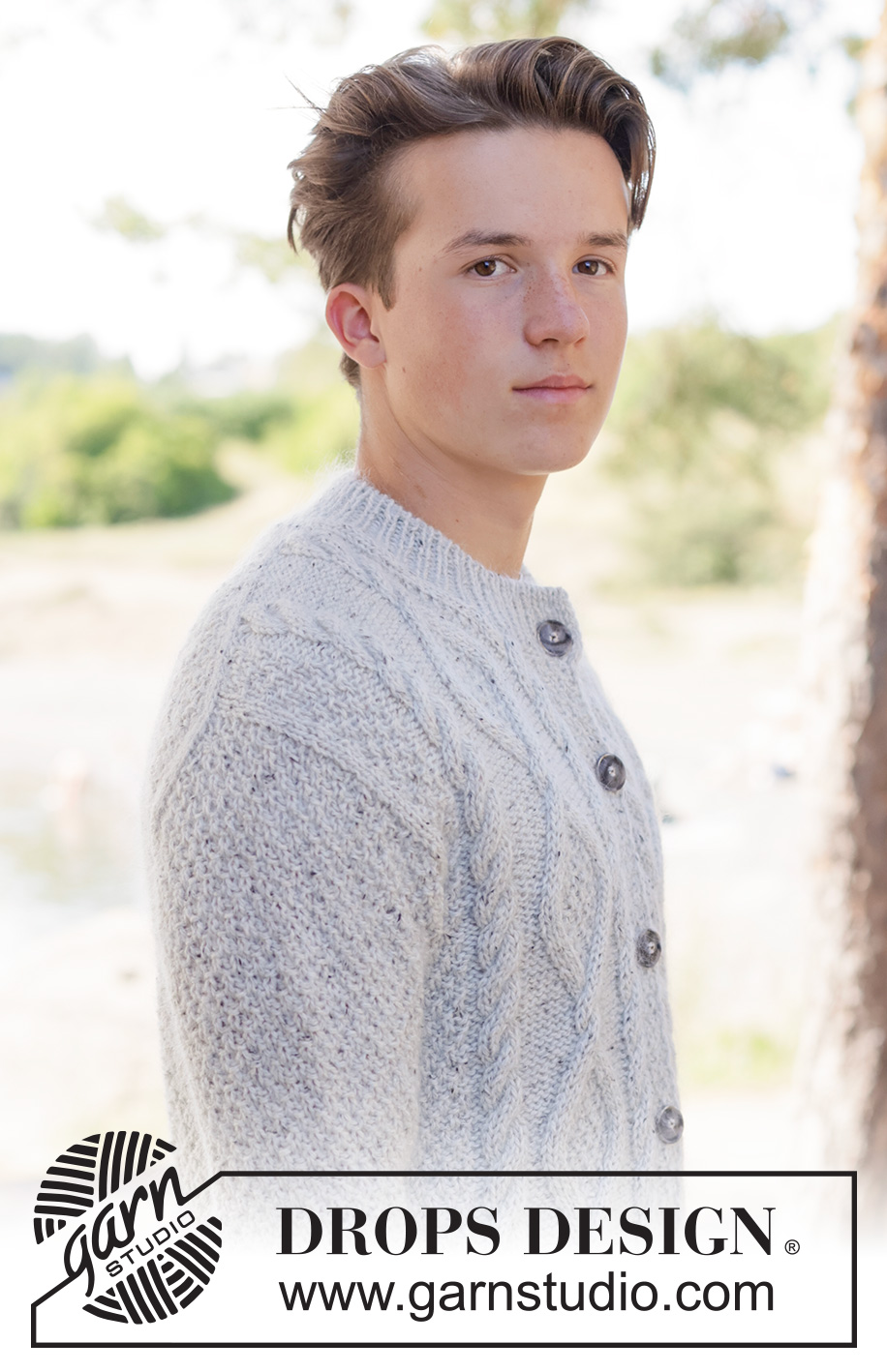 Stone Veil Cardigan / DROPS 260-15 - Gilet tricoté de haut en bas, pour homme, en DROPS Soft Tweed et en DROPS Kid-Silk. Se tricote avec épaules biaisées / épaules européennes, point de blé et I-cord. Du S au XXXL