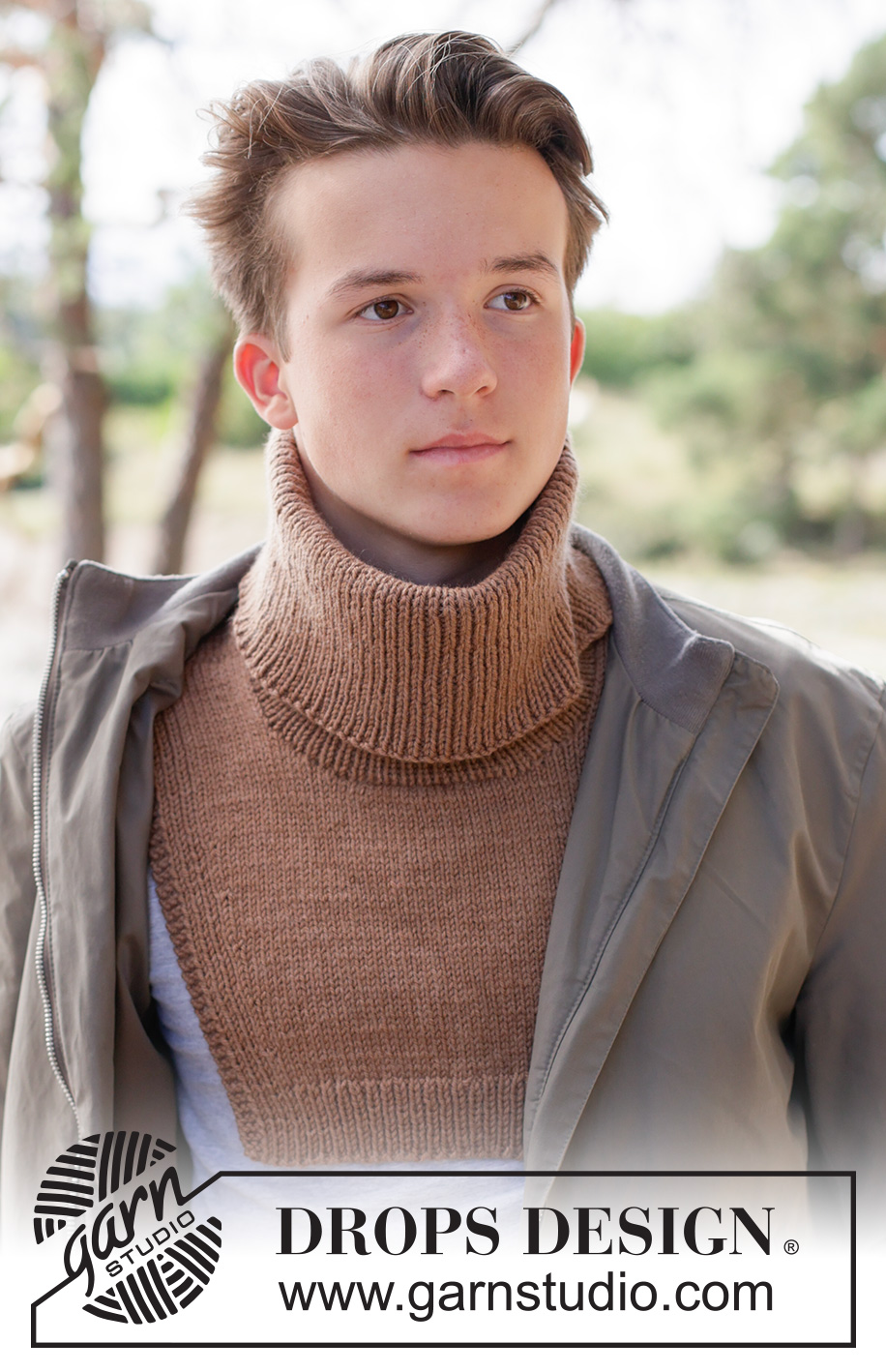 Creme Caramel Neck Warmer / DROPS 260-26 - DROPS Daisy või DROPS Karisma lõngast alt üles parempidises koes kootud soonikuga meeste kaelasoojendaja