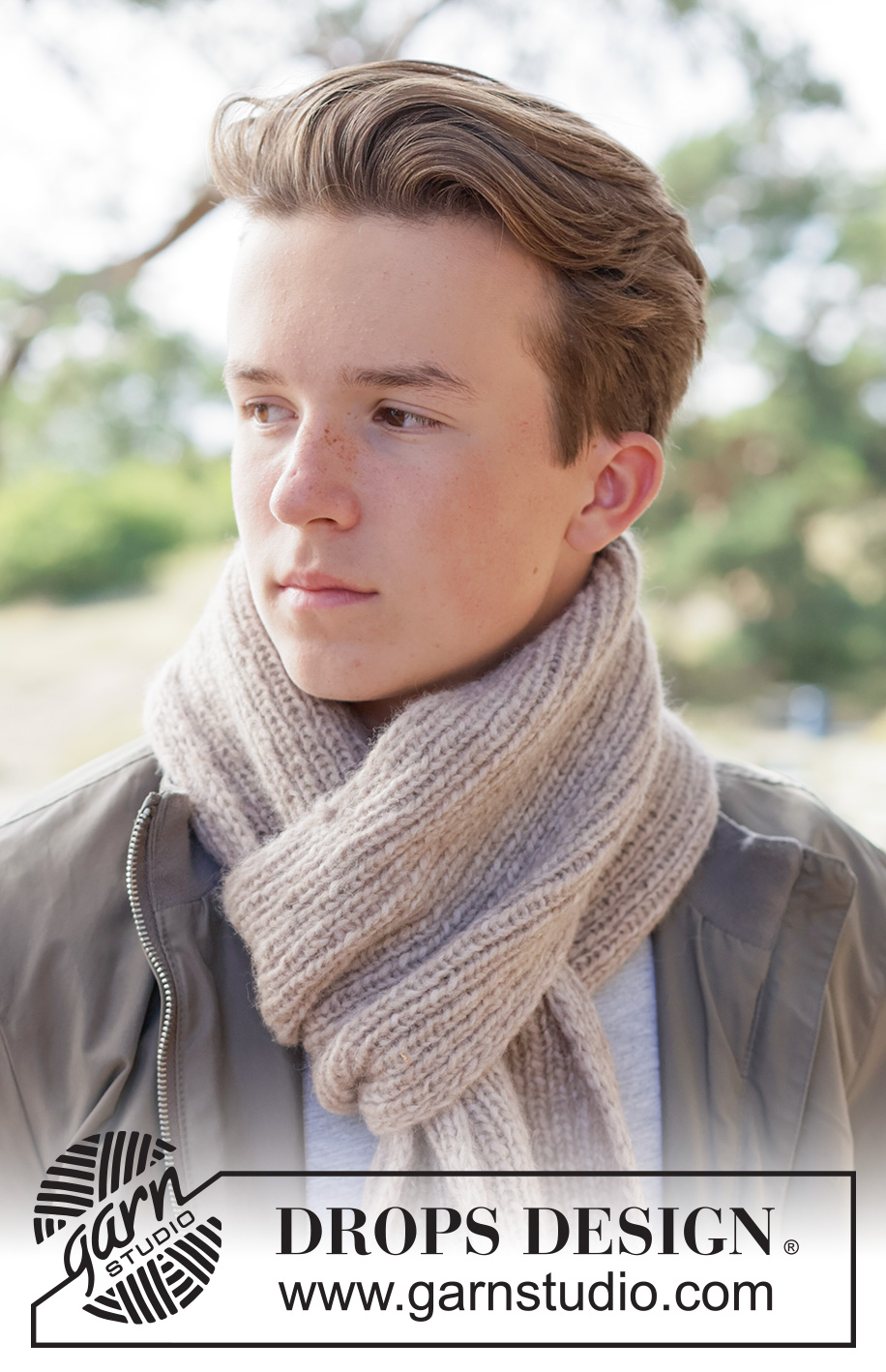 Almond Whisper Scarf / DROPS 260-28 - Knitted scarf for men in DROPS Air. Piece is knitted in rib.