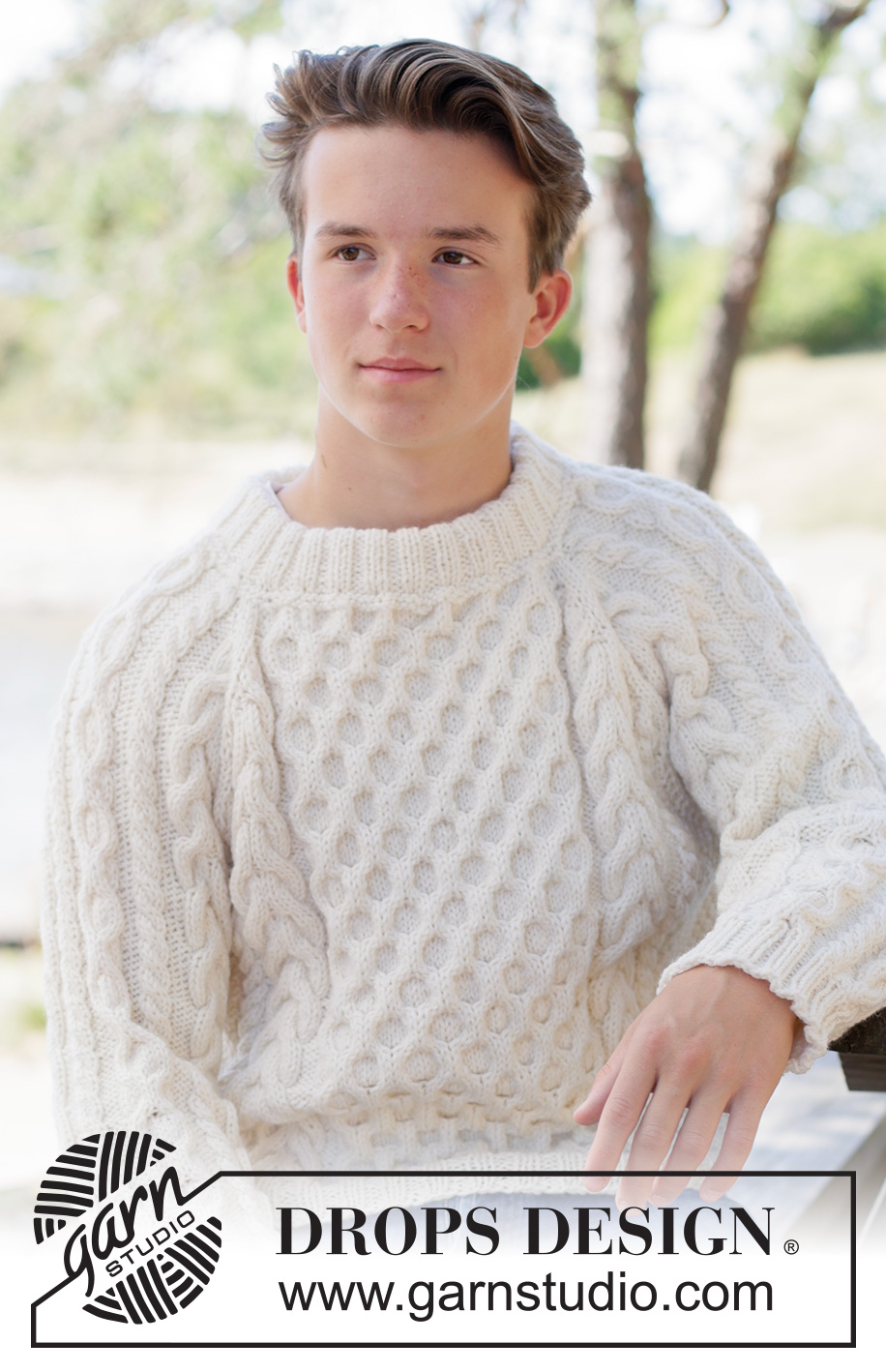 Ireland Magic Sweater / DROPS 260-4 - Knitted sweater in DROPS Alaska or DROPS Big Merino. Piece is knitted top down with raglan, cables, relief pattern and double neck edge. Size XS – XXXL.
