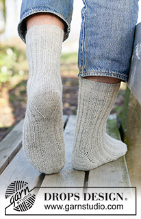 Miesten sukat ja tohvelit / DROPS 260-48