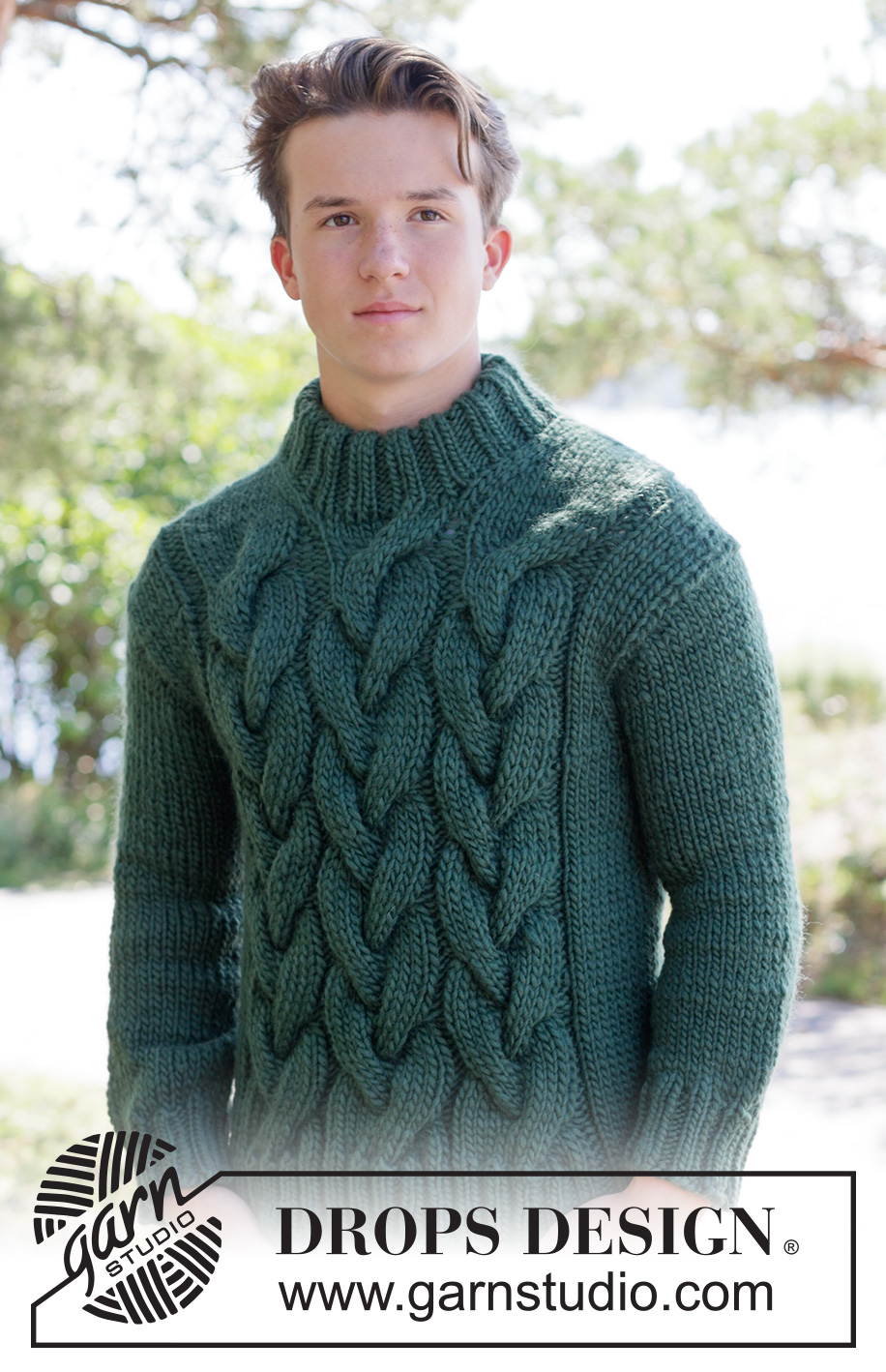 Forest Braid Sweater / DROPS 260-8 - Stickad tröja till herr i DROPS Snow. Arbetet stickas uppifrån och ner med sned axel / europeisk axel, flätor och dubbel halskant. Storlek XS - XXXL.