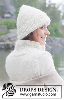 Polar Charm Set / DROPS 261-12 - Gestrickter Kragenschal und Mütze in DROPS Melody und DROPS Puna. Die Arbeit wird glatt rechts mit Rippenmuster gestrickt.