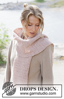 Sugarplum Snuggle Scarf / DROPS 261-19 - Bufanda a ganchillo en DROPS Air. La labor está realizada de ida y vuelta.