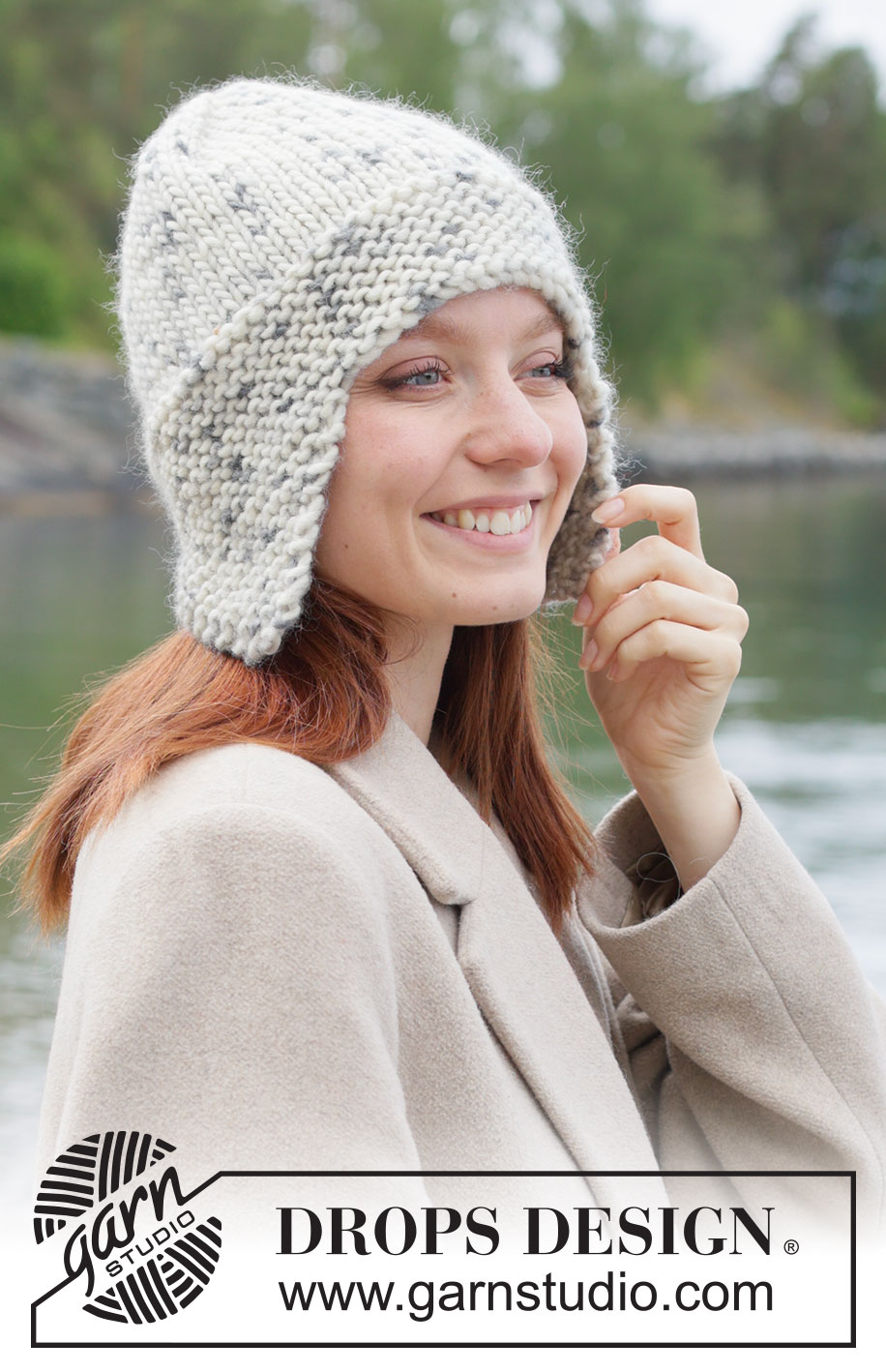 Granite Glen Hat / DROPS 261-31 - DROPS Snow lõngast alt üles parempidises koes ja ripskoes kootud kõrvaklappidega müts