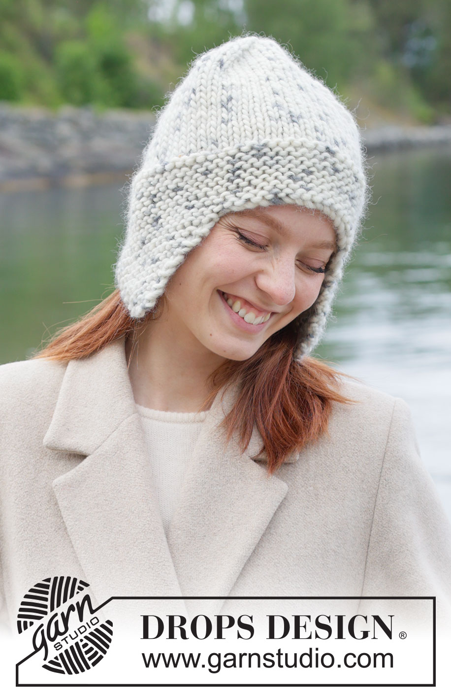 Granite Glen Hat / DROPS 261-31 - DROPS Snow lõngast alt üles parempidises koes ja ripskoes kootud kõrvaklappidega müts