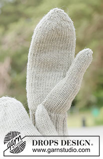 Muted Touch Mittens / DROPS 261-39 - Strikkede vanter i DROPS Merino Extra Fine. Arbejdet strikkes i glatstrik.