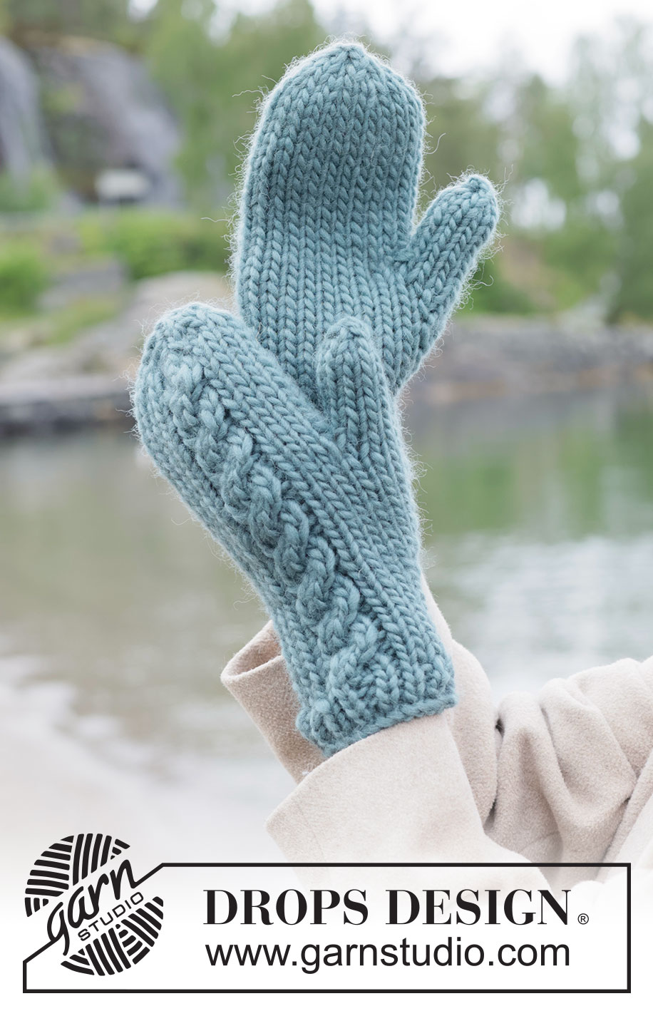 Tidebound Twist Mittens / DROPS 261-43 - Free knitting pattern Tidebound Twist Mittens / DROPS 261-43 - Knitted mittens in DROPS Snow. The piece is worked in stocking stitch with cables.