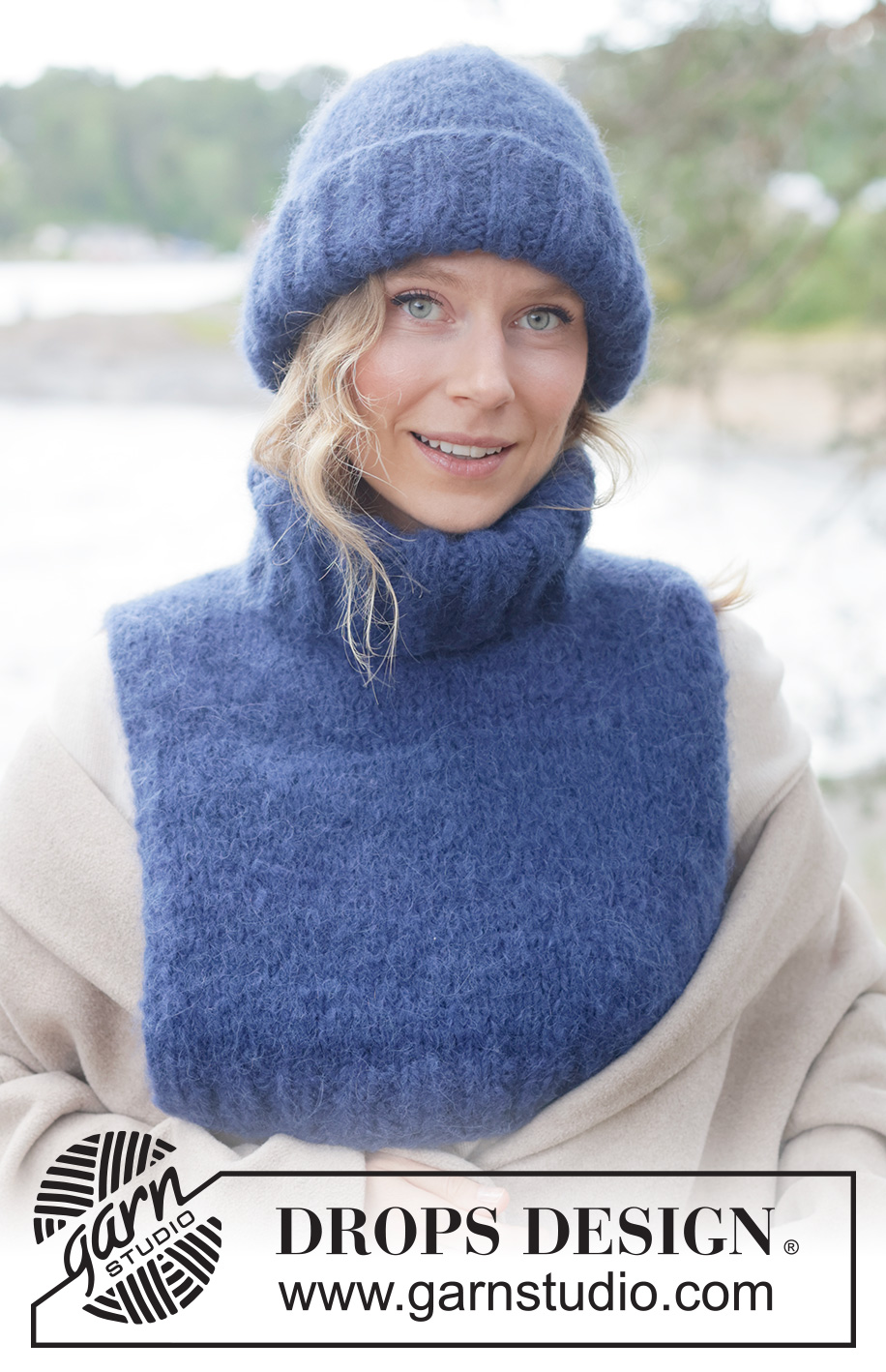 Midnight Snug Hat / DROPS 261-46 - Gebreide muts in 2 draden DROPS Melody. Het werk wordt van onder naar boven gebreid met boordsteek en tricotsteek.