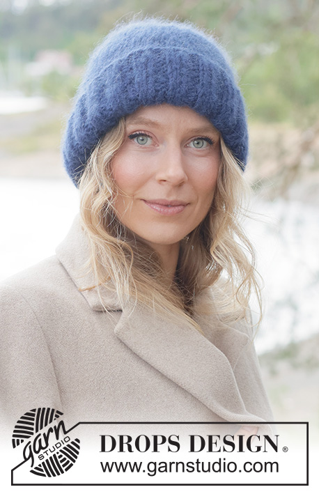 Midnight Snug Hat / DROPS 261-46 - Gebreide muts in 2 draden DROPS Melody. Het werk wordt van onder naar boven gebreid met boordsteek en tricotsteek.