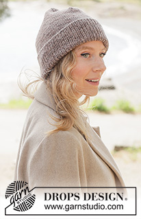 Endgame Hat / DROPS 261-55 - Gestrickte Mütze in DROPS Fiesta. Die Arbeit wird von unten nach oben glatt rechts mit Rippenmuster und Mützenaufschlag gestrickt.