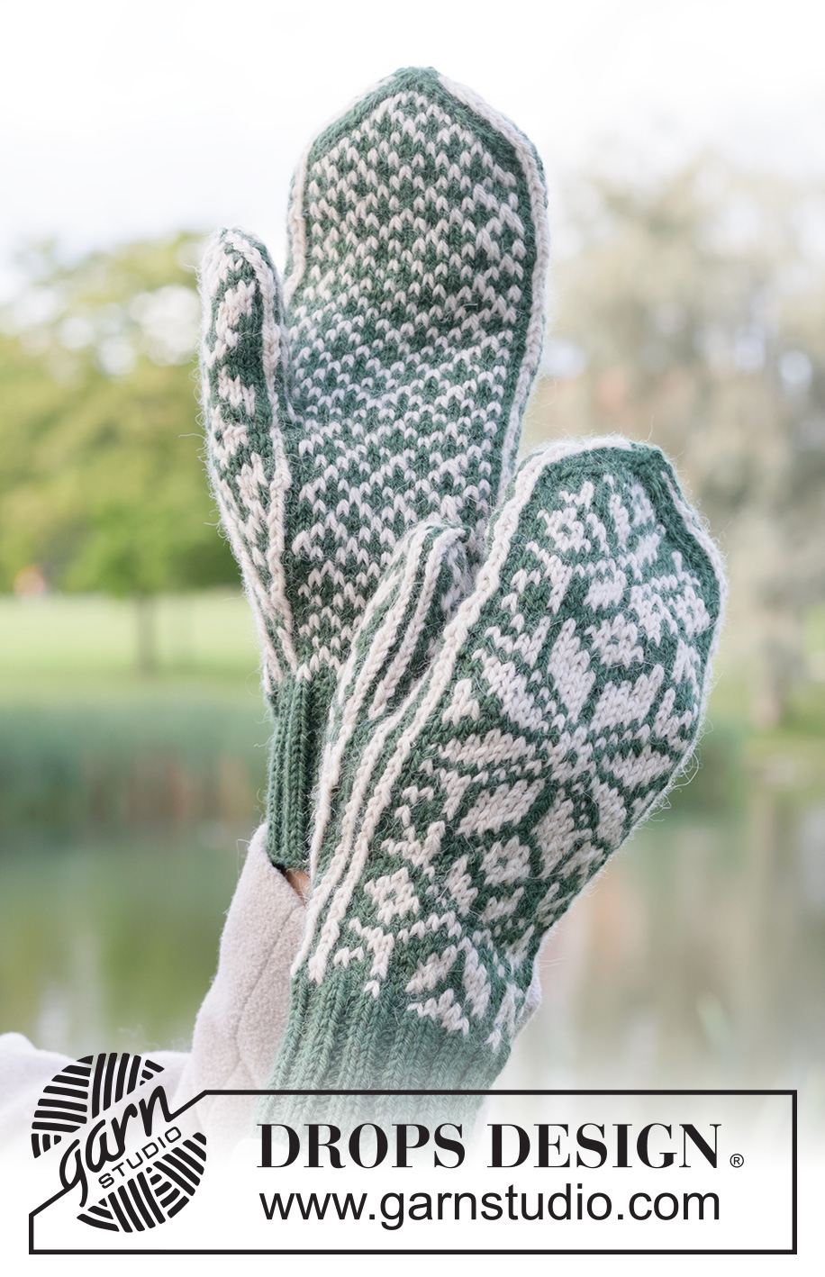 Forest Frost Mittens / DROPS 261-63 - Stickade vantar i DROPS Lima eller DROPS Karisma. Arbetet stickas från fingertopp till handled med nordiskt mönster.