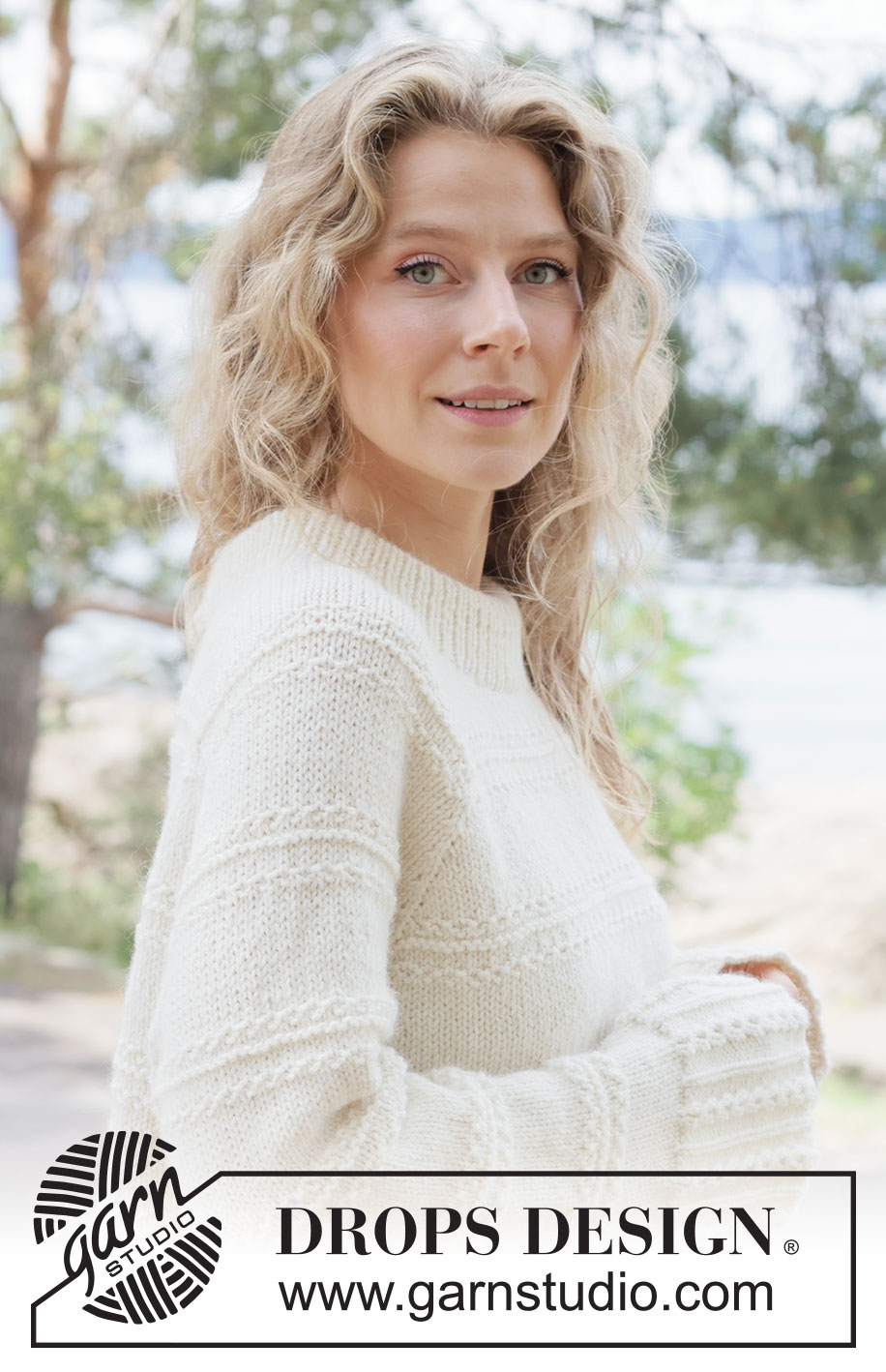 Winter Bliss Sweater / DROPS 262-18 - Knitted jumper in DROPS Nepal. Piece is knitted top down with raglan, relief pattern and high collar. Size XS – XXXL.