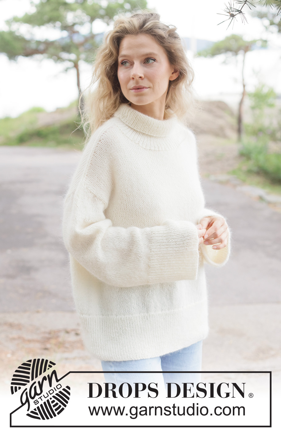 Winter Meringue Sweater / DROPS 262-2 - Knitted oversized jumper in DROPS Nord and DROPS Kid-Silk. Piece is knitted bottom up, in stocking stitch with diagonal shoulders, high collar and I-cord. Size XS – XXXL.