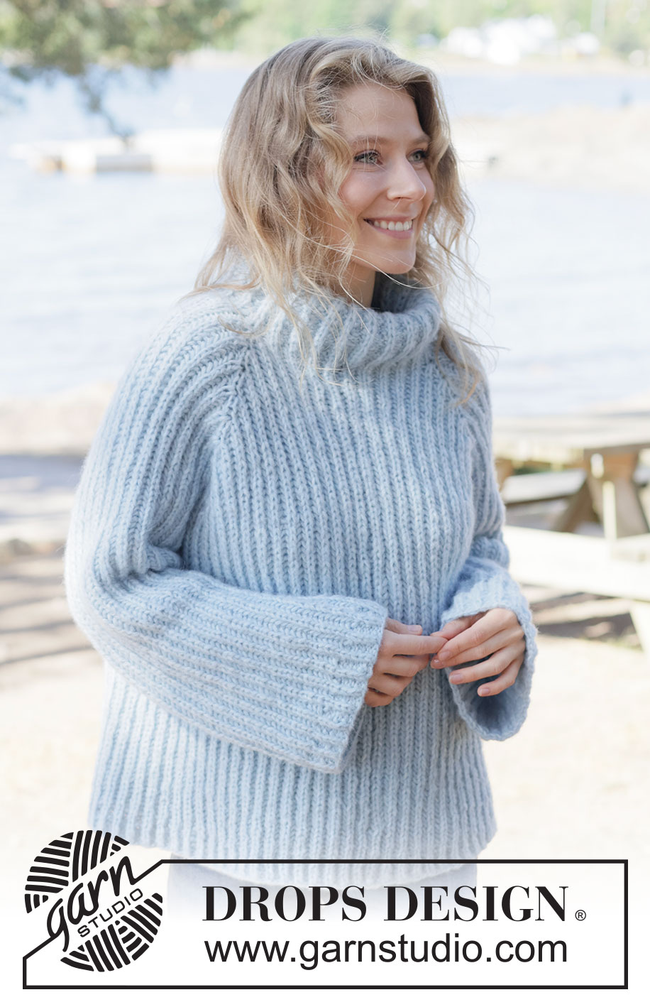 Sky Ridge Sweater / DROPS 263-17 - Strikket genser i DROPS Air og DROPS Brushed Alpaca Silk. Arbeidet strikkes ovenfra og ned i helpatent med raglan. Størrelse XS - XXXL.