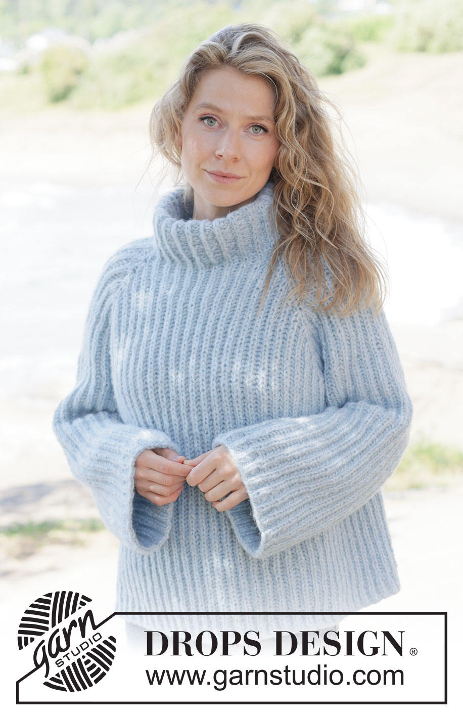 Sky Ridge Sweater / DROPS 263-17 - Strikket genser i DROPS Air og DROPS Brushed Alpaca Silk. Arbeidet strikkes ovenfra og ned i helpatent med raglan. Størrelse XS - XXXL.