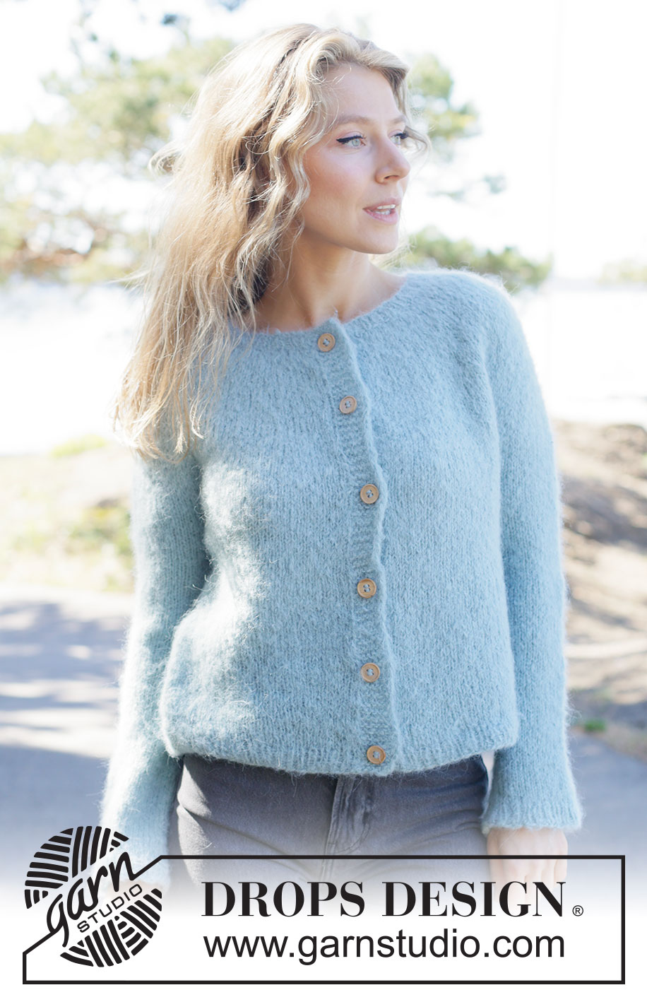Tide Song Cardigan / DROPS 263-23 - Strikket jakke i DROPS Melody. Arbeidet strikkes ovenfra og ned i glattstrikk med rundfelling og i-cord. Størrelse XS - XXXL.