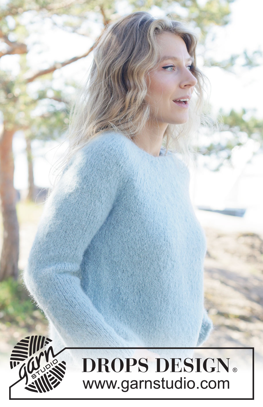 Tide Song Sweater / DROPS 263-24 - Strikket genser i DROPS Melody. Arbeidet strikkes ovenfra og ned i glattstrikk med rundfelling. Størrelse XS - XXXL.