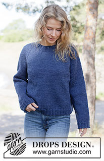 Winter Ocean Sweater / DROPS 263-26 - Gestrickter Pullover in DROPS Alaska oder DROPS Big Merino. Die Arbeit wird von oben nach unten glatt rechts mit Raglan gestrickt. Größe XS - XXXL.