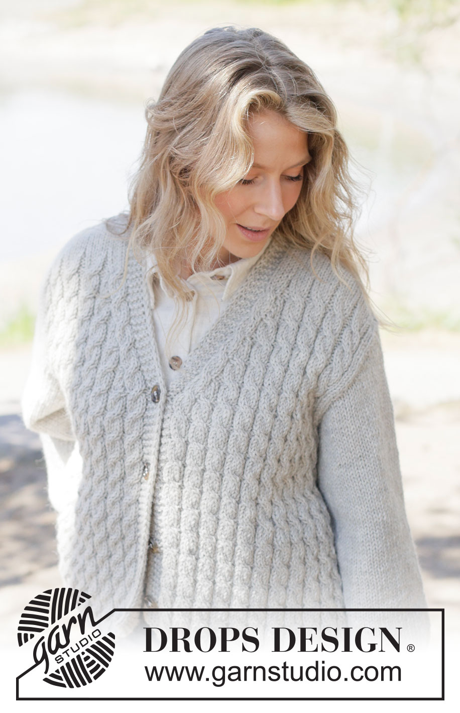Soft Spire Cardigan / DROPS 263-27 - Knitted jacket in DROPS Nepal. The piece is worked bottom up with cables, V-neck and diagonal shoulders. Sizes XS - XXXL.