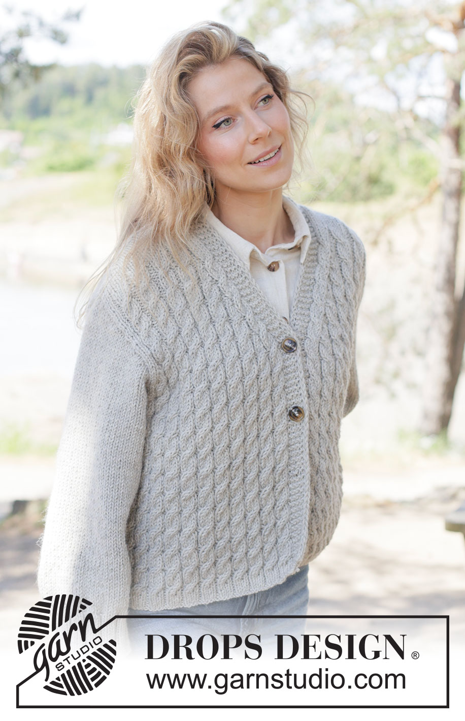 Soft Spire Cardigan / DROPS 263-27 - Knitted jacket in DROPS Nepal. The piece is worked bottom up with cables, V-neck and diagonal shoulders. Sizes XS - XXXL.