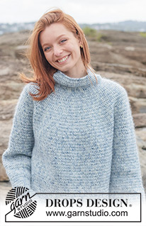 Ocean Whisper / DROPS 263-31 - Pulovr s kruhovým sedlem a račími sloupky háčkovaný shora dolů z přízí DROPS Fiesta a DROPS Kid-Silk. Velikosti: XS - XXXL.