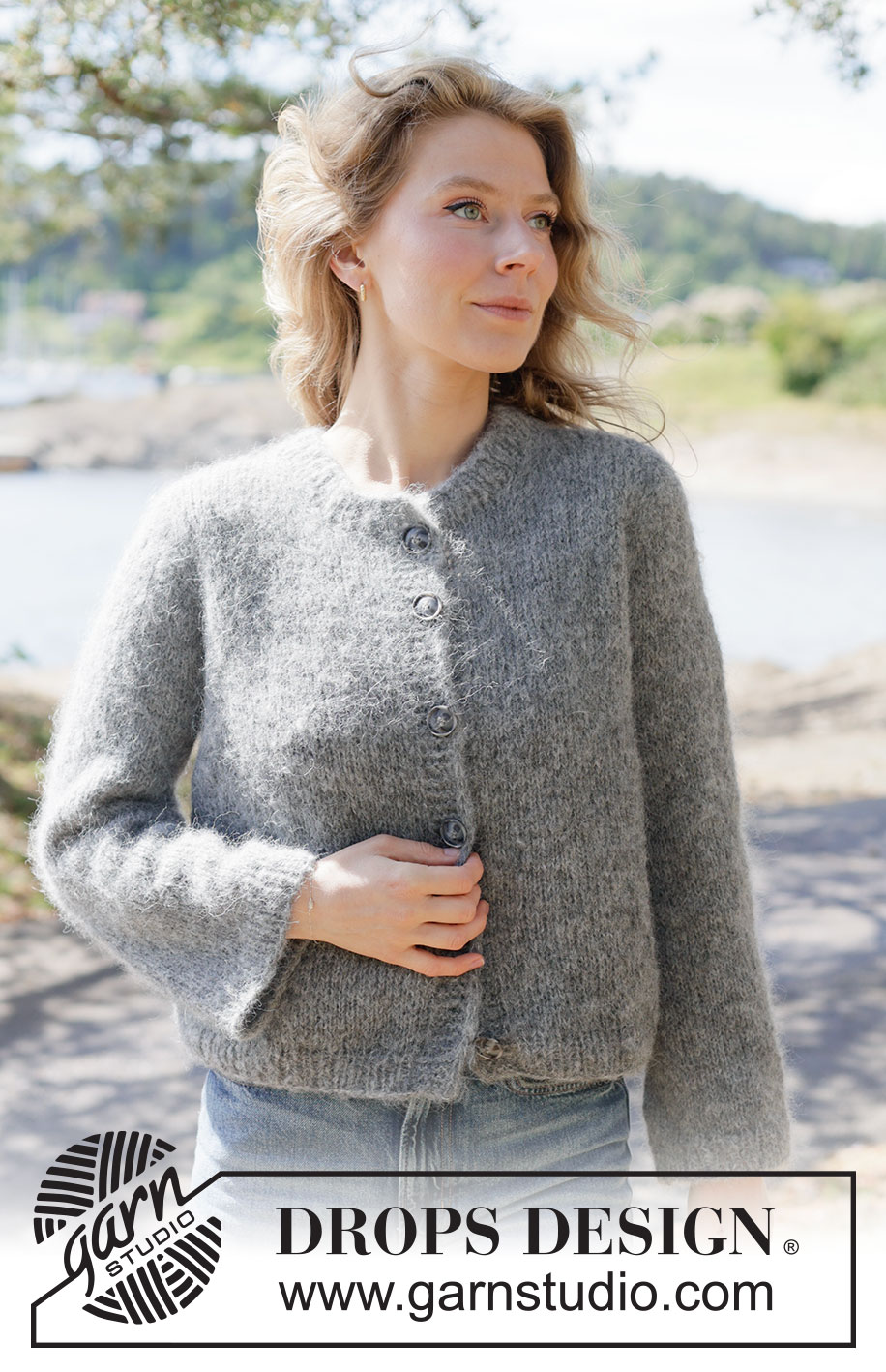 Cloud Drift Cardigan / DROPS 263-32 - Strikket jakke i 1 tråd DROPS Melody eller 2 tråder DROPS Brushed Alpaca Silk. Arbeidet strikkes ovenfra og ned i glattstrikk med europeisk bærestykke og i-cord. Størrelse XS - XXXL.