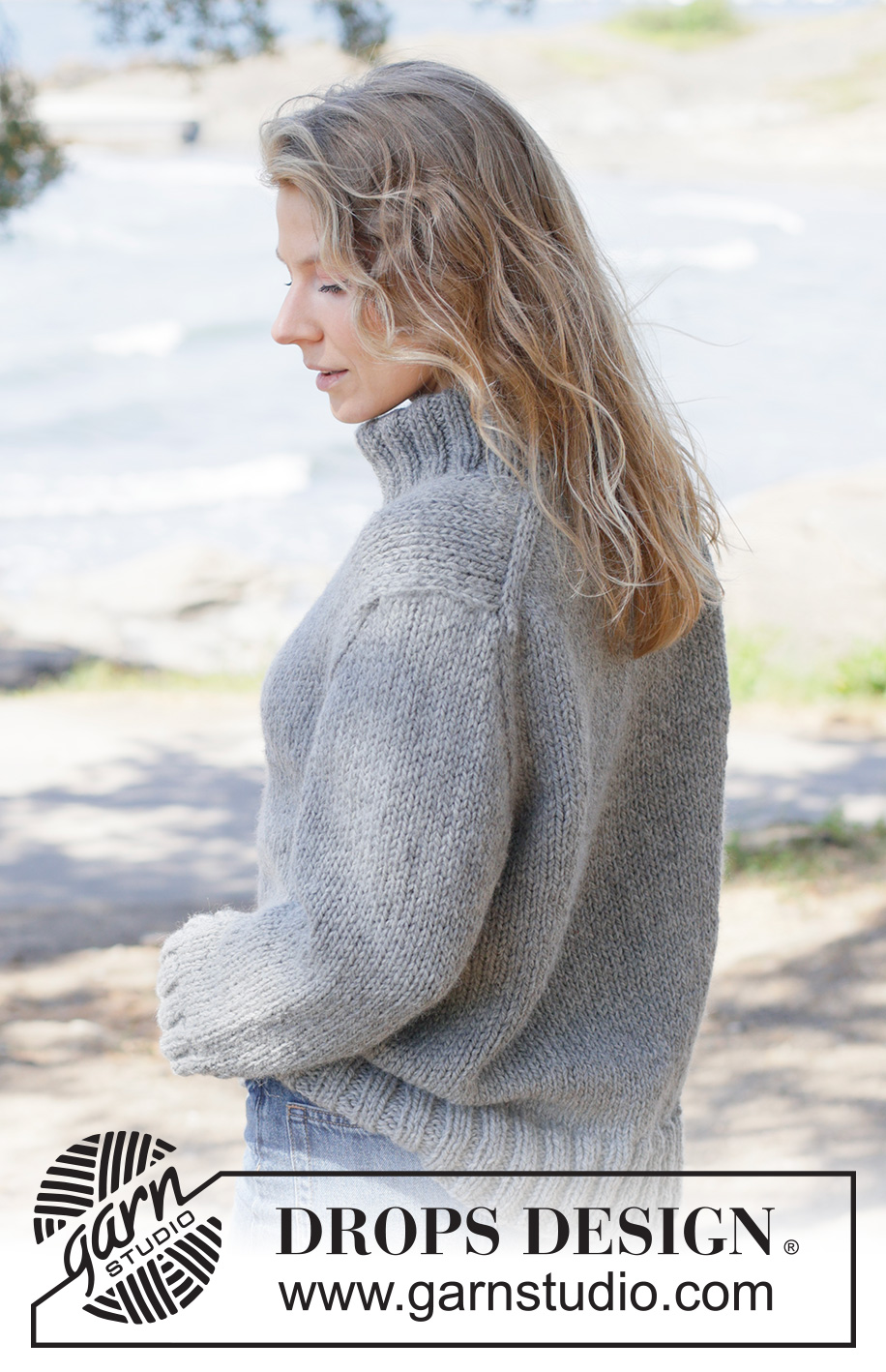 Slate Ridge Sweater / DROPS 263-36 - Kötött pulóver DROPS Andes vagy DROPS Snow fonalból. A darabot fentről lefelé haladva kötjük harisnyakötéssel és európai vállrésszel. XS-XXXL méretben