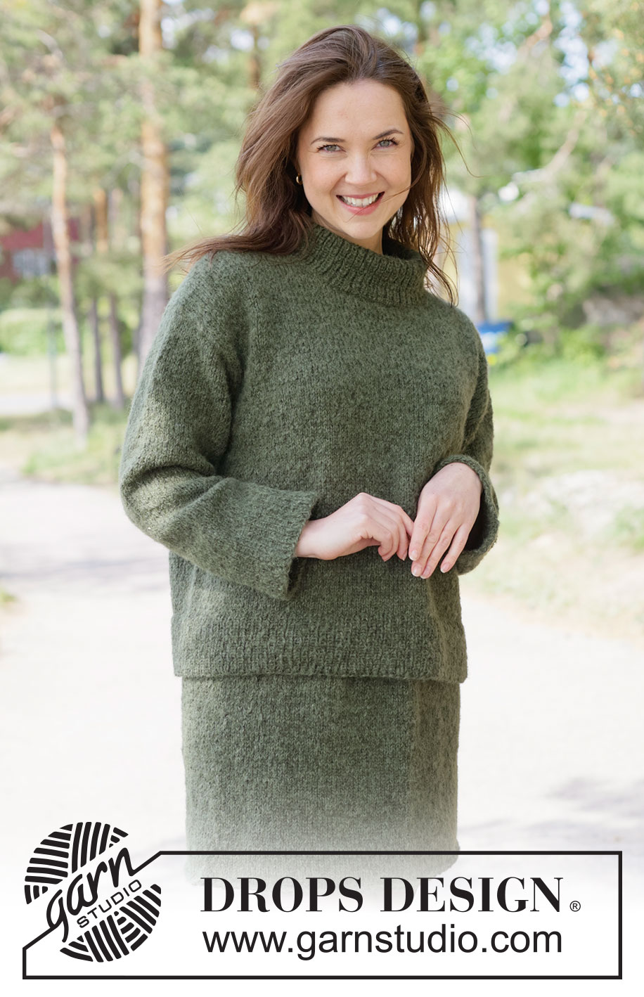 Everfern Skirt / DROPS 263-40 - Knitted knee-length skirt in DROPS Brushed Alpaca Silk and DROPS Alpaca. The piece is worked top down in stocking stitch. Sizes XS - XXXL.