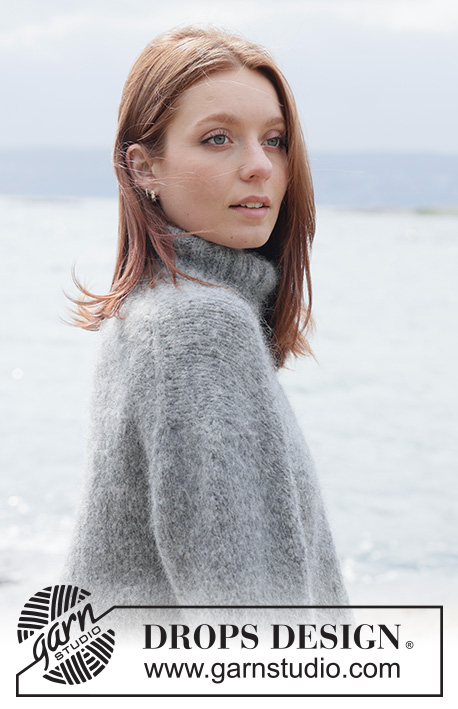 Northern Shore Sweater / DROPS 263-9 - Maglione lavorato ai ferri in DROPS Melody. Lavorato dall’alto in basso con sprone europeo e collo alto. Taglie: XS - XXXL.