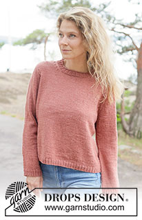 Frosted Cranberry Sweater / DROPS 264-13 - Gestrickter Pullover in DROPS BabyMerino. Die Arbeit wird von oben nach unten glatt rechts mit europäischer Passe, Zopfmuster und Rollrand gestrickt. Größe XS - XXXL.