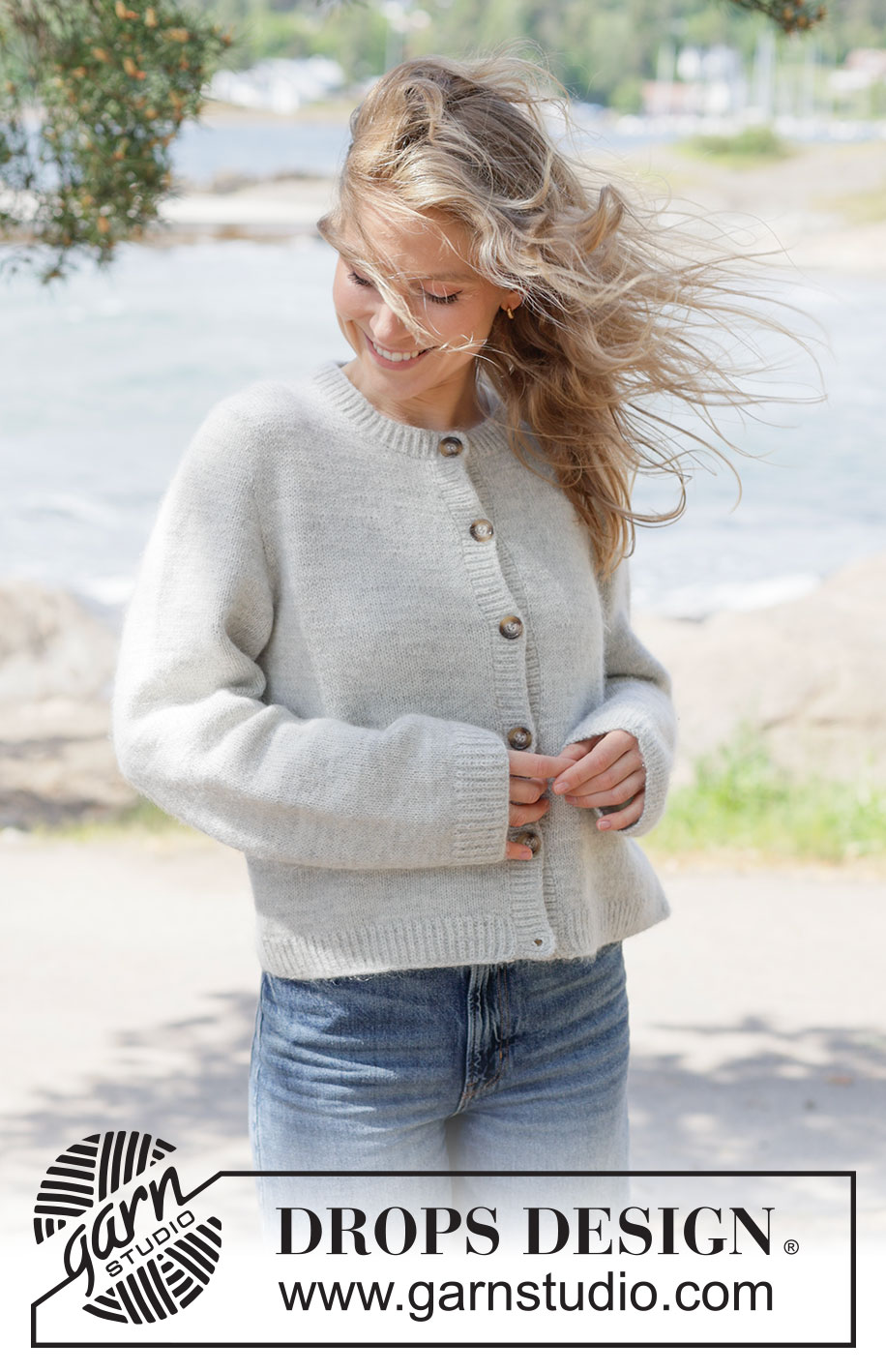 Silver Drift Cardigan / DROPS 264-14 - 1 DROPS Fiesta ja 1 DROPS Kid-Silk lõngadest ülevalt alla parempidises koes kootud Euroopa passega üheskootud varrukatega ja patentkoes servadega kardigan  suurustele XS kuni XXL
