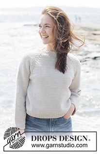 Frost Petal Sweater / DROPS 264-15 - Strikket bluse i DROPS Merino Extra Fine eller DROPS Puna. Arbejdet strikkes oppefra og ned med raglan og glatstrik. Størrelse XS - XXXL.
