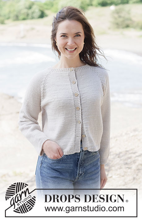 Frost Petal Cardigan / DROPS 264-16 - Strikket cardigan i DROPS Merino Extra Fine eller DROPS Puna. Arbejdet strikkes oppefra og ned med raglan og glatstrik. Størrelse XS - XXXL.