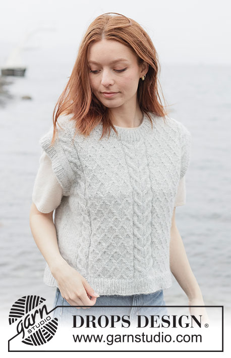 Silver Thistle Vest / DROPS 264-17 - Gilet lavorato ai ferri in DROPS Air. Lavorato dall’alto in basso con spalle europee /diagonali e trecce. Taglie: XS - XXXL.