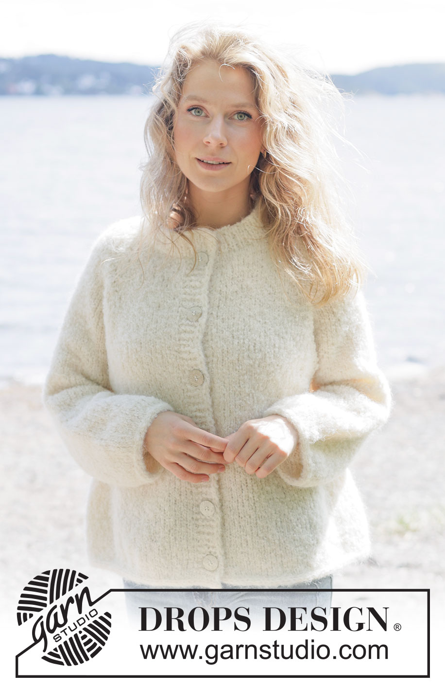 Frost Bloom Cardigan / DROPS 264-24 - Gestrickte Jacke in DROPS Alpaca Bouclé und DROPS Brushed Alpaca Silk. Die Arbeit wird glatt rechts von oben nach unten mit Raglan, Ballonärmeln und I-Cord gestrickt. Größe XS - XXXL.