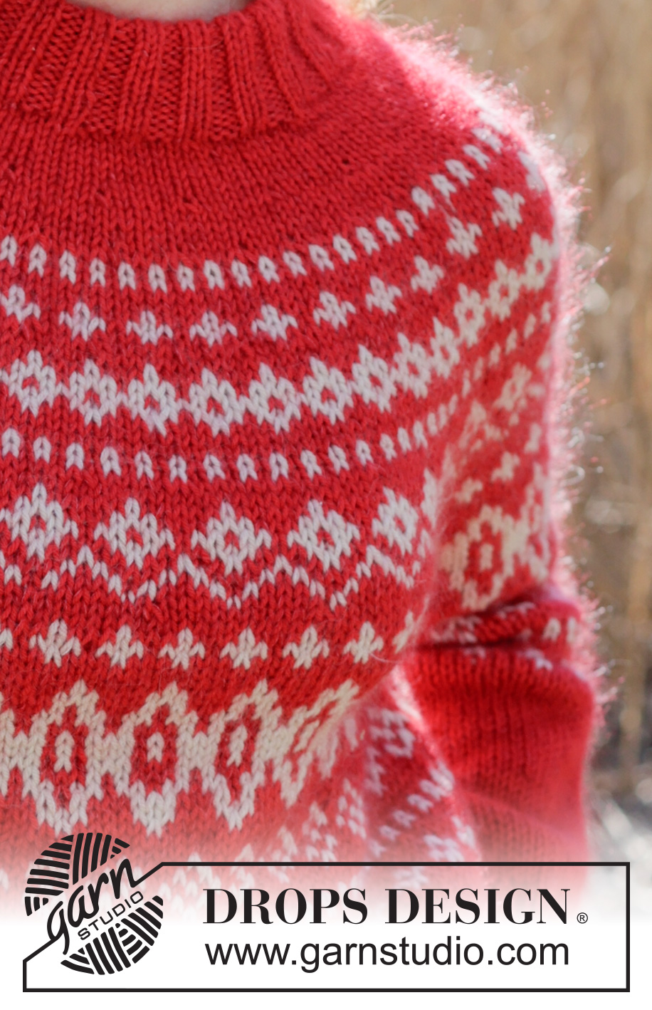 Crimson Cabin Sweater / DROPS 264-37 - Modelli di maglia gratuiti Crimson Cabin Sweater / DROPS 264-37 - Maglione lavorato ai ferri con 1 capo di DROPS Daisy e 1 capo di DROPS Kid-Silk. Lavorato dall’alto in basso con sprone rotondo, motivo nordico e bordo del collo doppio. Taglie: S - XXXL.