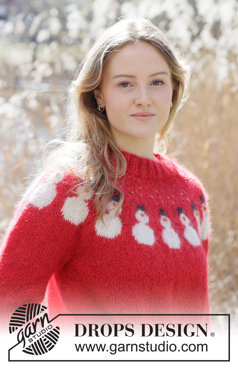 Snowman Magic Sweater / DROPS 264-38 - Free knitting pattern Snowman Magic Sweater / DROPS 264-38 - Knitted jumper in DROPS Alpaca and DROPS Kid-Silk. The piece is worked top down in stocking stitch with round yoke and multi-coloured snowman pattern. Sizes XS - XXXL. Theme: Christmas.