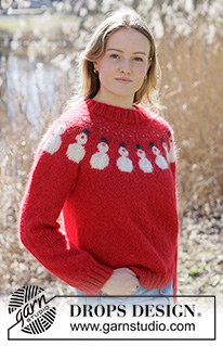 Snowman Magic Sweater / DROPS 264-38 - Sweter na drutach, przerabiany od góry do dołu, z włóczek DROPS Alpaca i DROPS Kid-Silk. Przerabiany dżersejem, z zaokrąglonym karczkiem i żakardem w bałwanki. Od XS do XXXL. Temat: Boże Narodzenie.