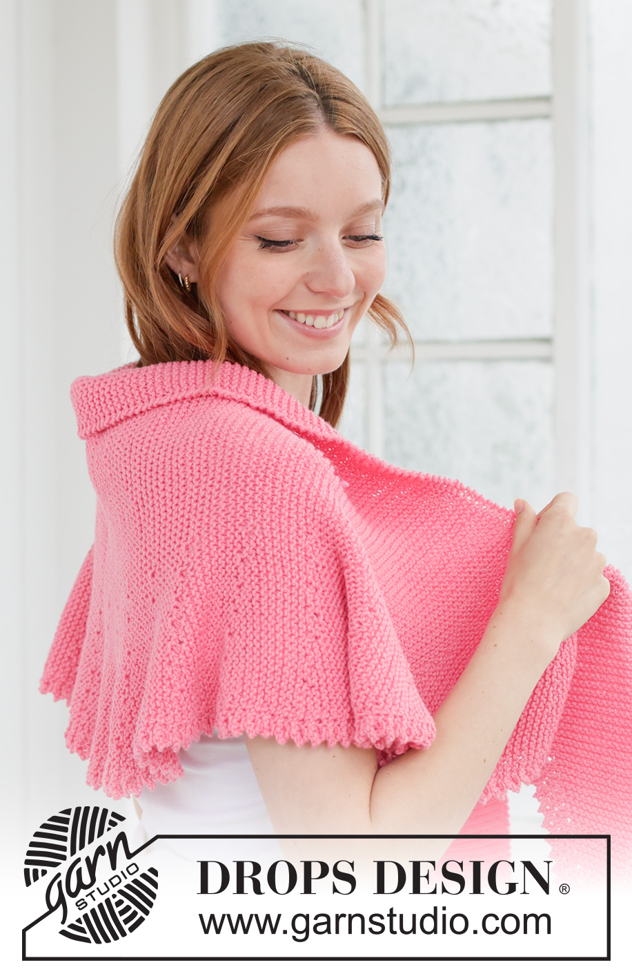 Evening Rose Shawl / DROPS 265-15 - Knitted shawl in DROPS Daisy. The piece is worked in garter stitch with short rows and picot-edge.