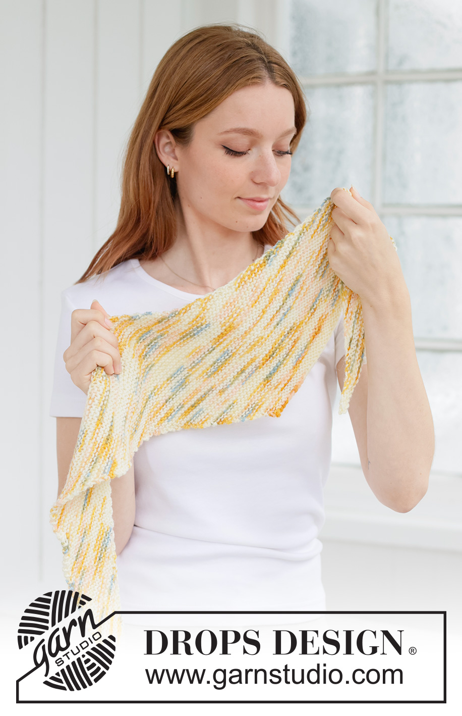 Spring Picnic Shawl / DROPS 265-17 - Knitted shawl DROPS Fiesta. The piece is worked diagonally in garter stitch.