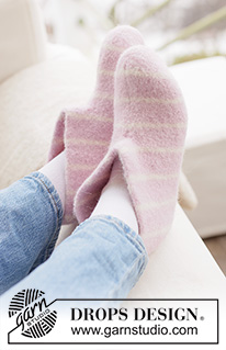 Pink Puff Slippers / DROPS 265-32 - Kötött és nemezelt lábbeli DROPS Nepal fonalból A darabot oda-vissza haladva készítjük csíkokkal. 26 - 43-as méretben. Téma: Húsvét