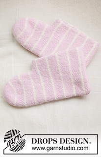 Pink Puff Slippers / DROPS 265-32 - Kötött és nemezelt lábbeli DROPS Nepal fonalból A darabot oda-vissza haladva készítjük csíkokkal. 26 - 43-as méretben. Téma: Húsvét