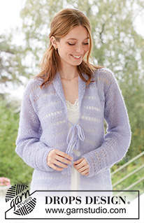 Lavender Tie Cardigan / DROPS 266-21 - Dlouhý kabátek háčkovaný zdola nahoru krajkovým vzorem z příze DROPS Brushed Alpaca Silk. Velikosti: S – XXXL.