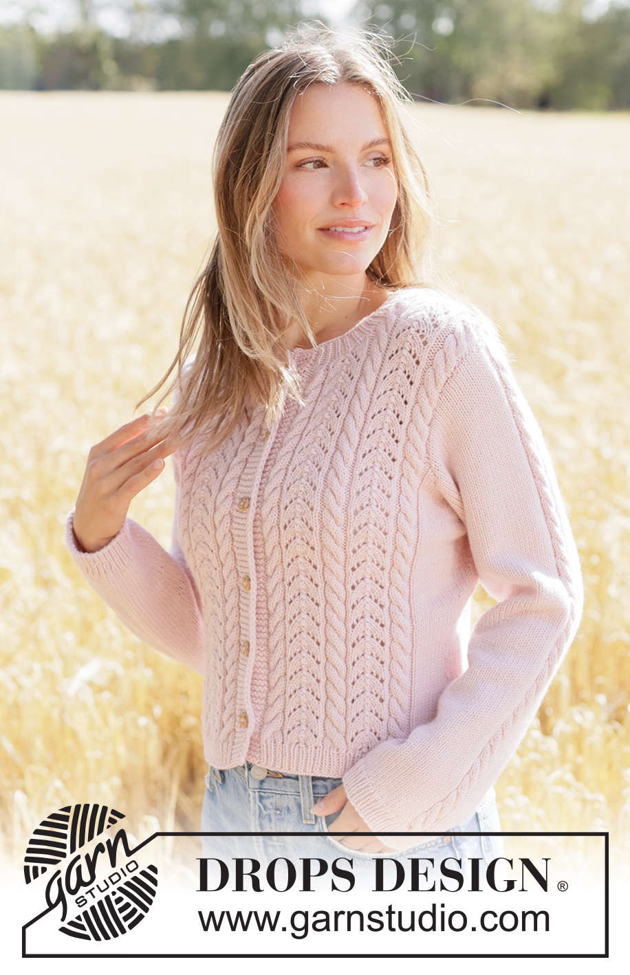 Forever Rose Cardigan / DROPS 267-2 - Propínací svetr s copánkovým a krajkovým vzorem pletený zdola nahoru z příze DROPS Daisy nebo DROPS Cotton Merino. Velikost XS - XXXL.